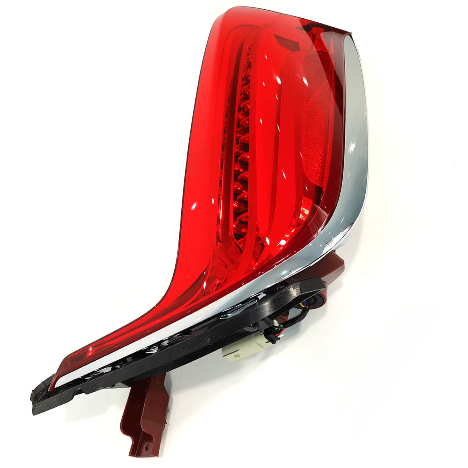 Cadillac XTS Tail Light - Image 2