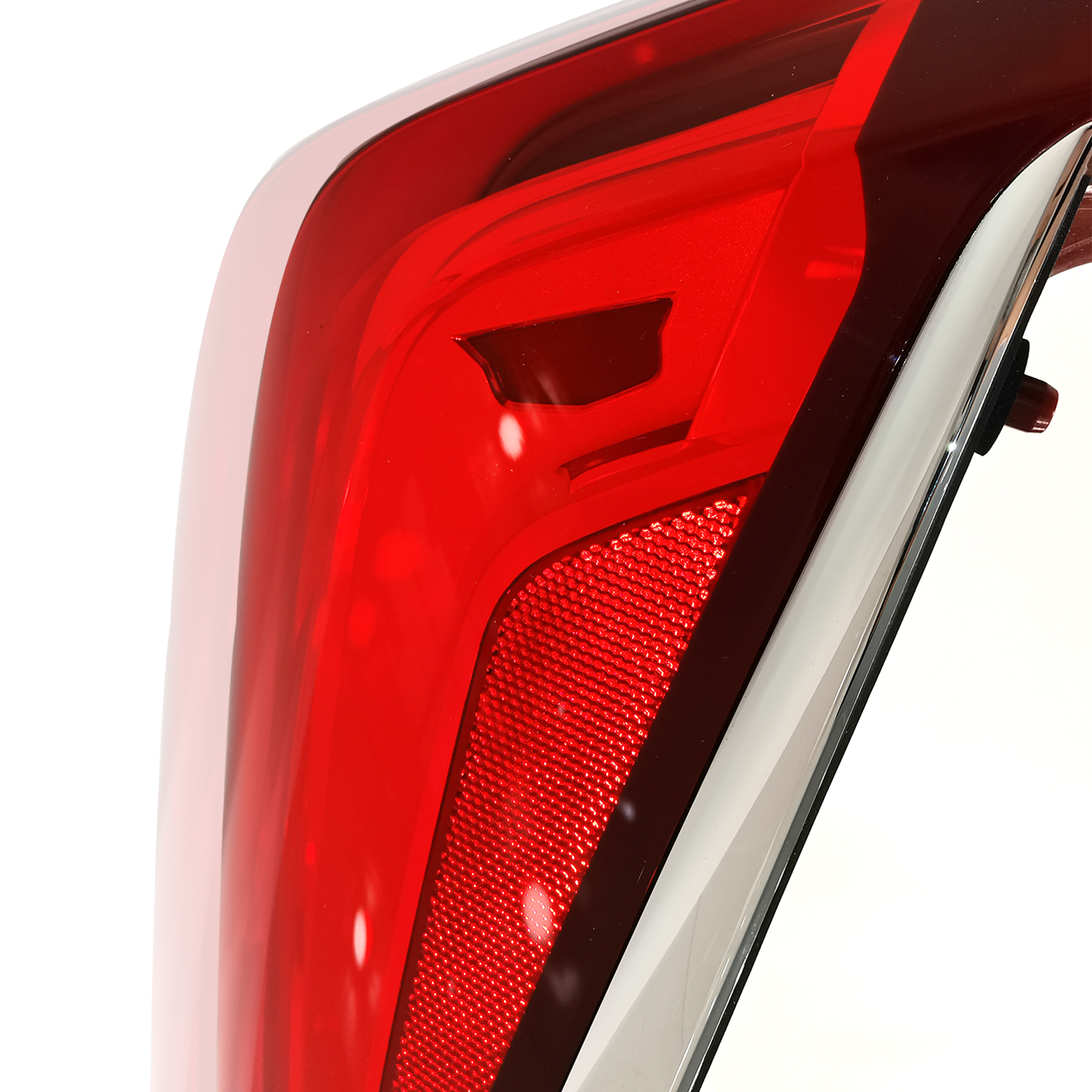 Cadillac XTS Tail Light - Image 4